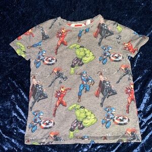 H&M Marvel character short sleeve boys shirt 8-10 yrs.